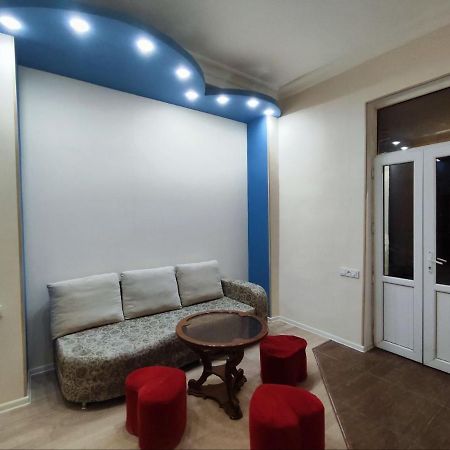Guest House In The Small Center Erivan Exterior foto